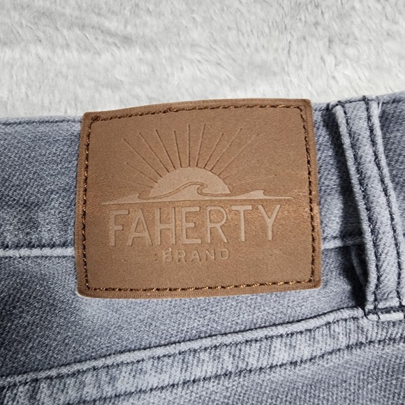 Faherty Jeans Mens 36x30 Gray Stretch Denim Straight Leg Pants Soft (Tag 38x32) - Picture 11 of 14